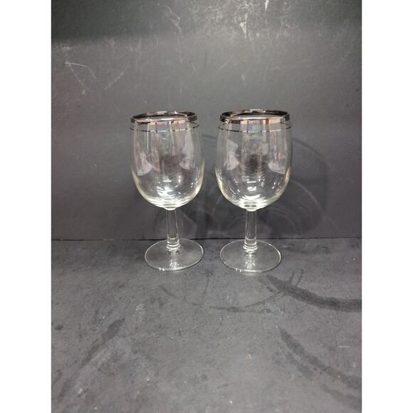 Silver Rimmed Wine Glasses, Set of 2, Vintage Stemware, Midcentury 10 Oz Barware - Picture 4 of 9